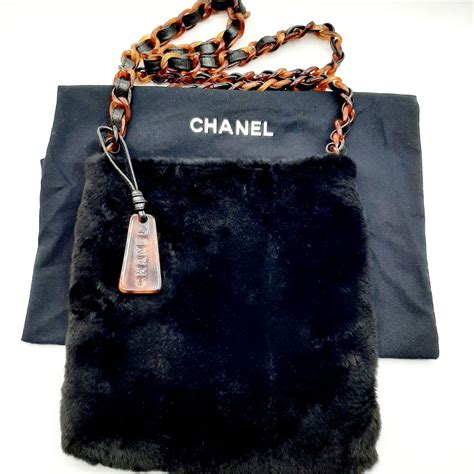 borsa chanel a spalla in pelliccia|Chanel borse.